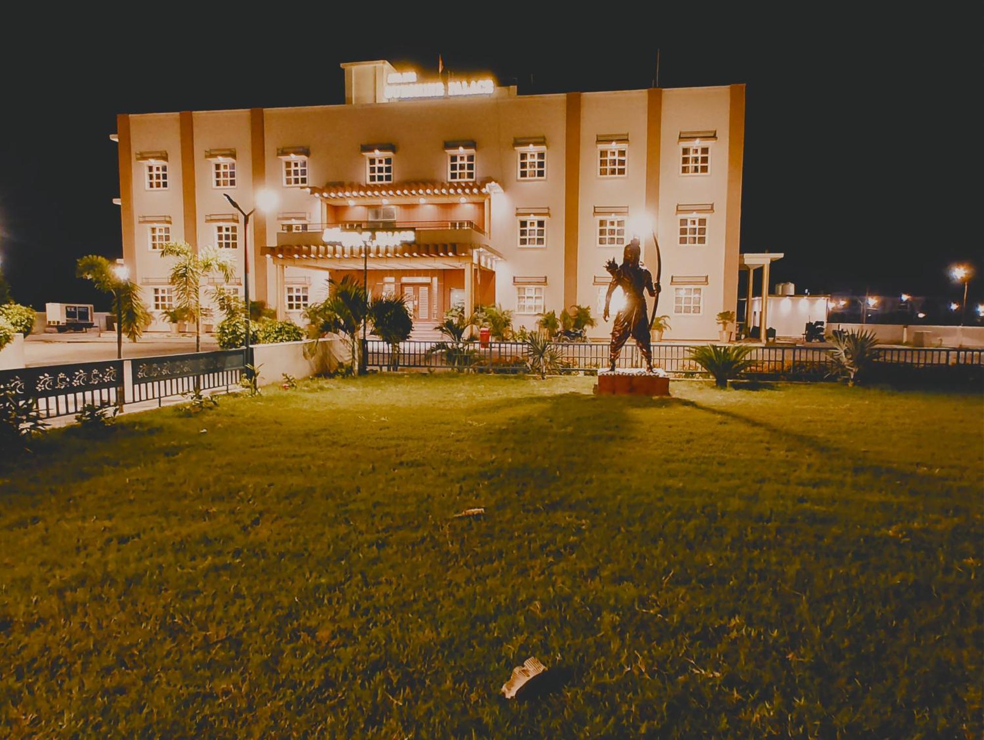 Avadh Sunshine Palace Hotel And Resort Ayodhya Exterior photo