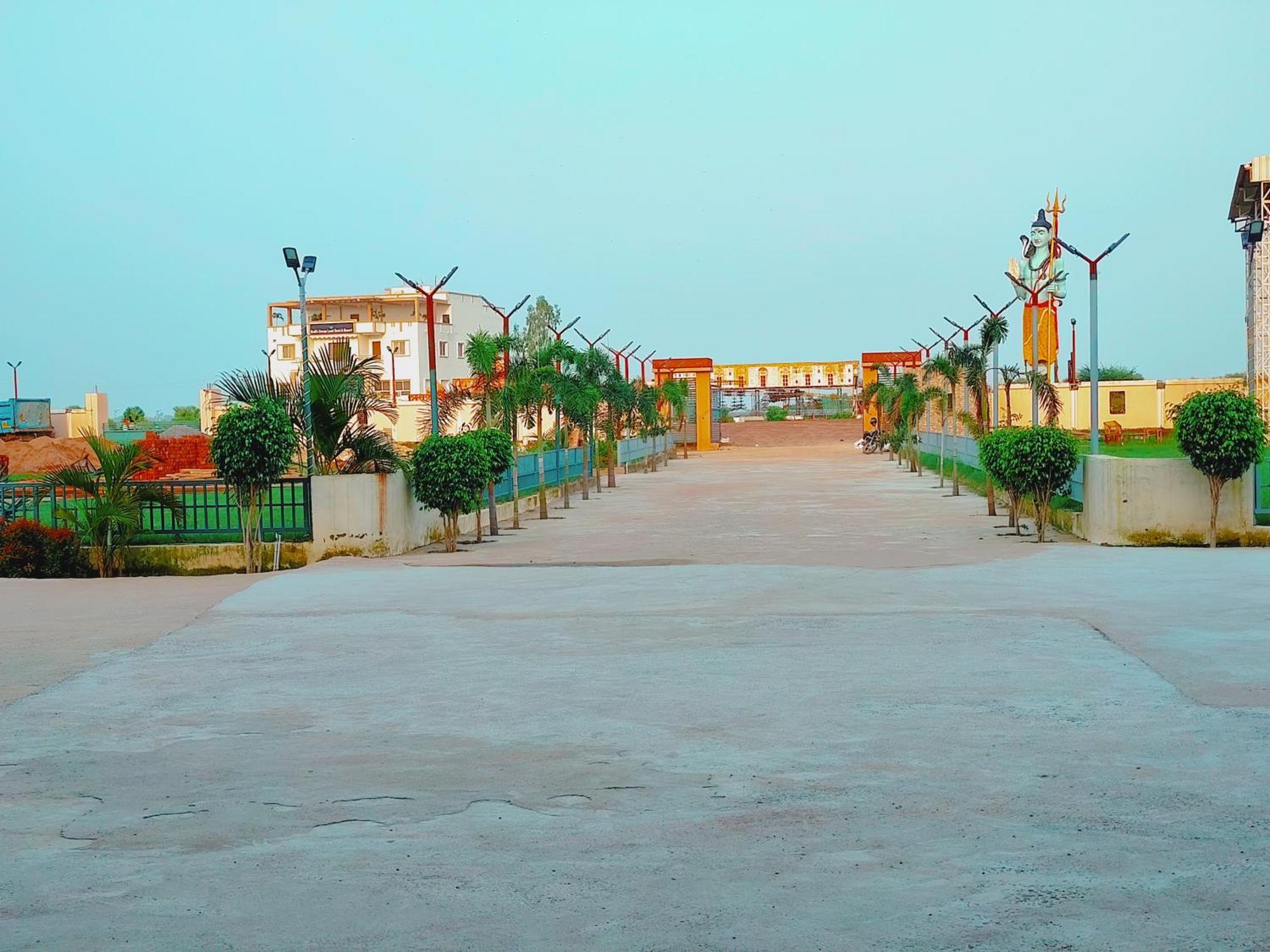 Avadh Sunshine Palace Hotel And Resort Ayodhya Exterior photo